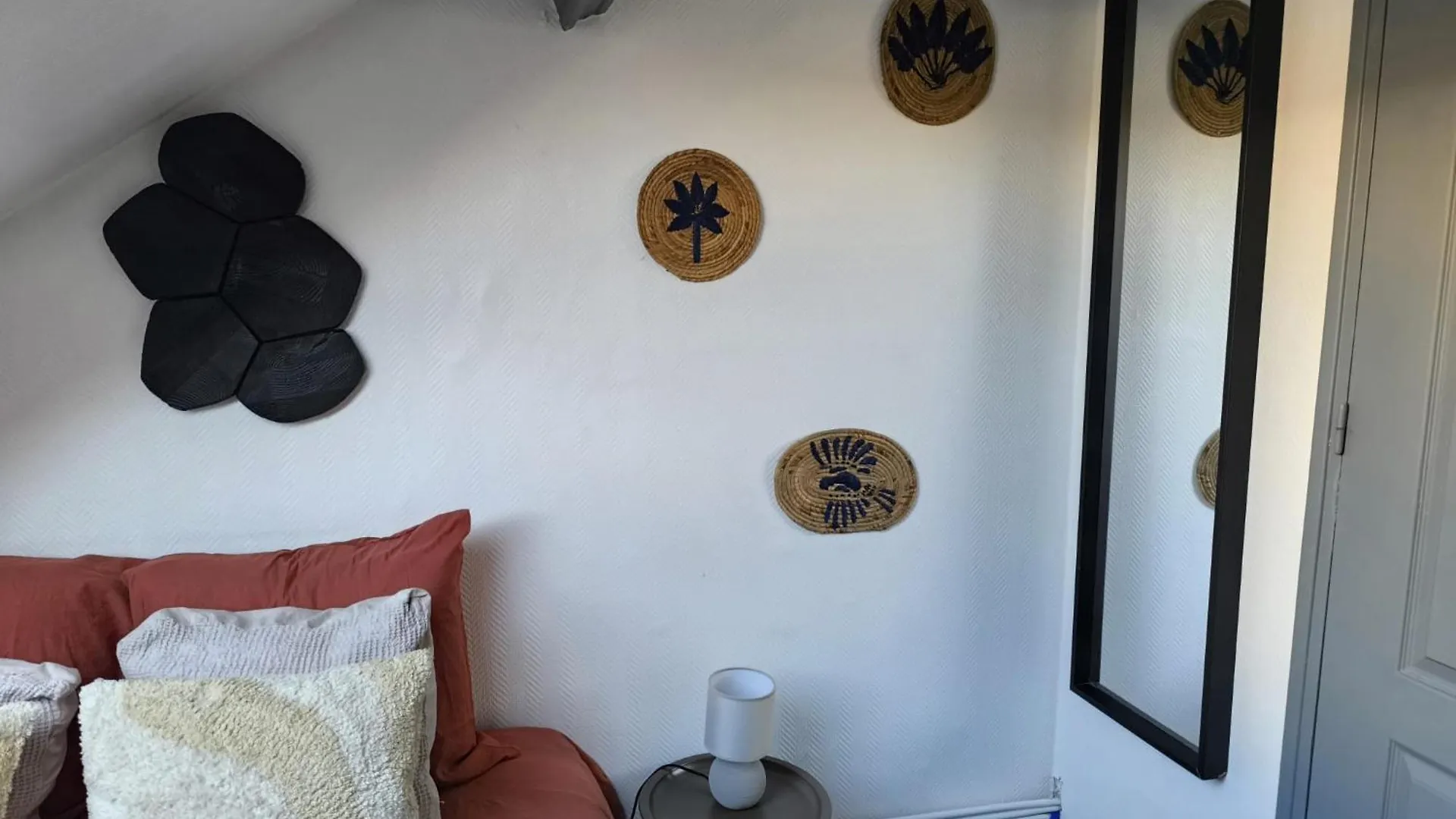 Lerelaisdodile - Apparts Conforts - Lille Aparthotel