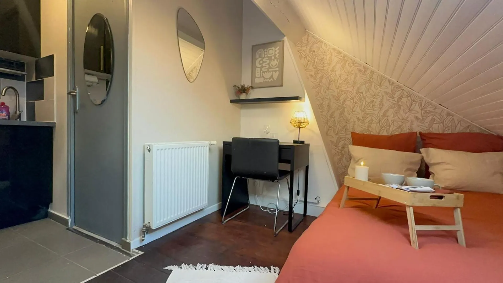 Lerelaisdodile - Apparts Conforts - Lille 0*,  France